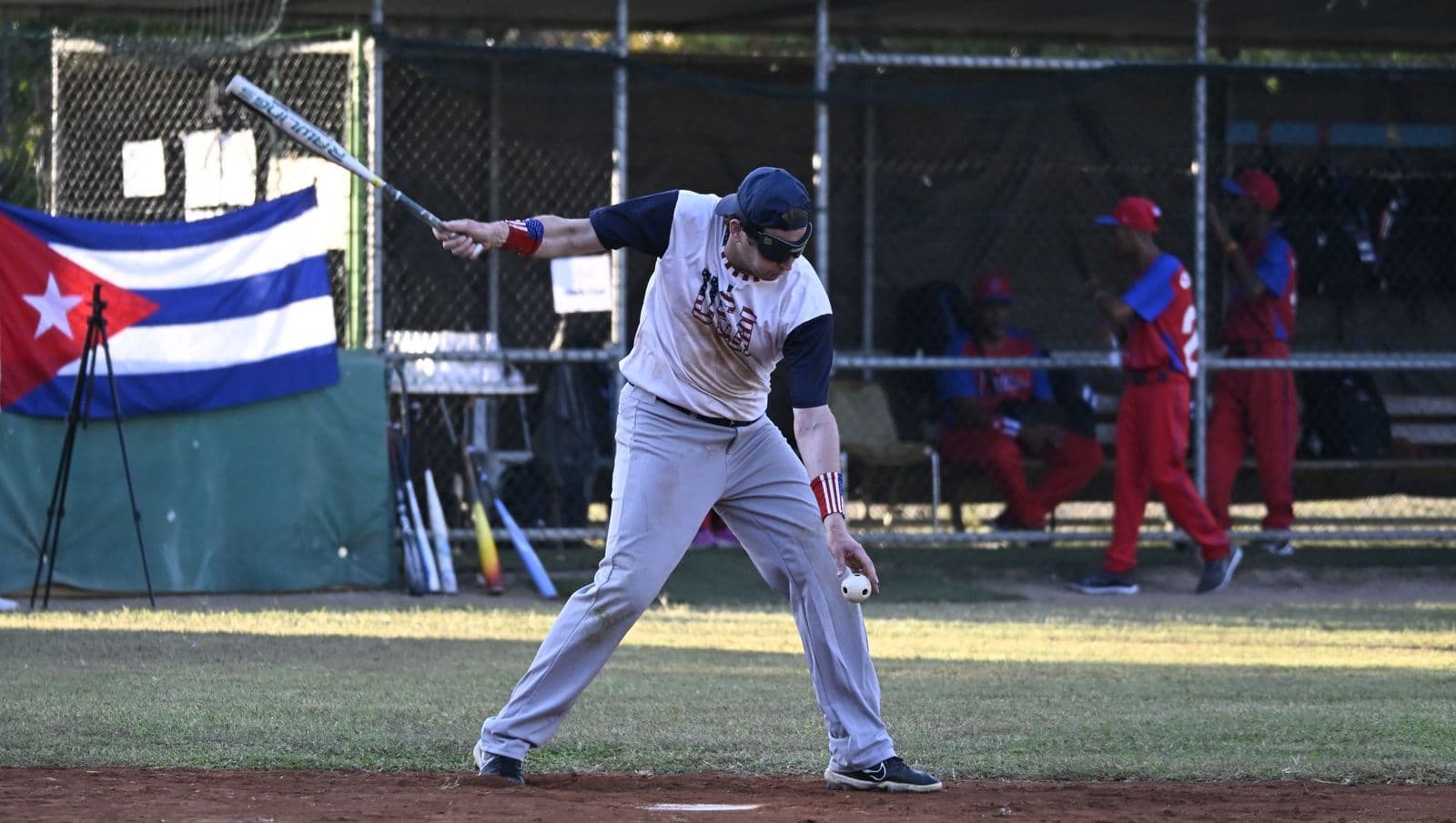 Pakistán al bate ante China Taipéi. Foto: WBSC.