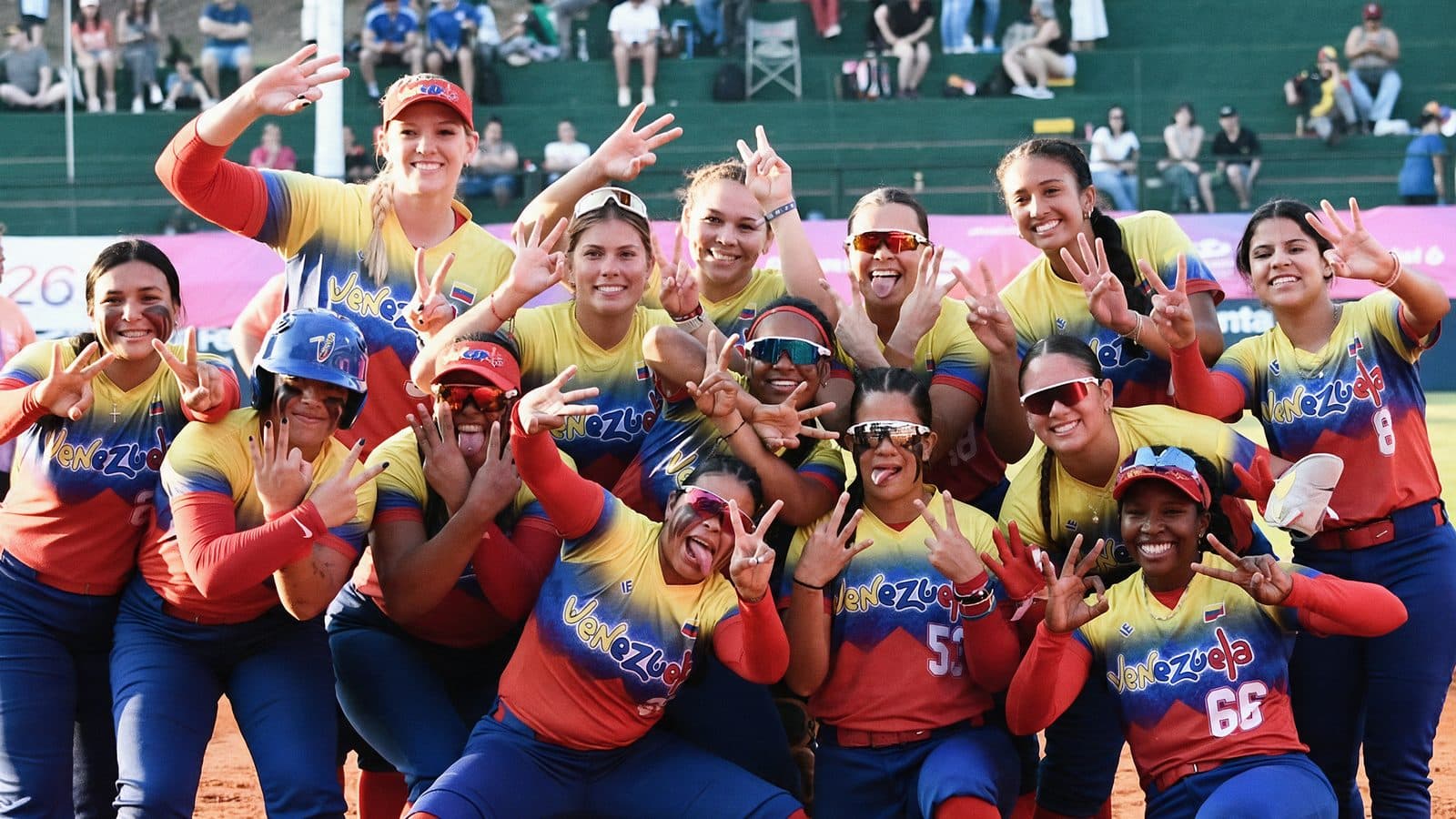 Venezuela, campeona invicta del sóftbol femenino en Santa Fe 2026