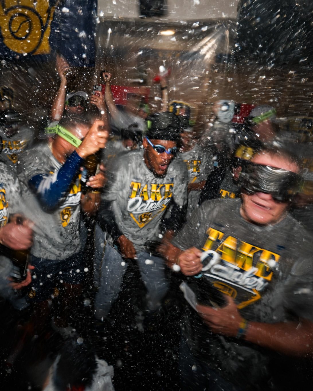Festejo en el clubhouse de los Brewers en San Diego. Foto: Milwaukee Brewers.