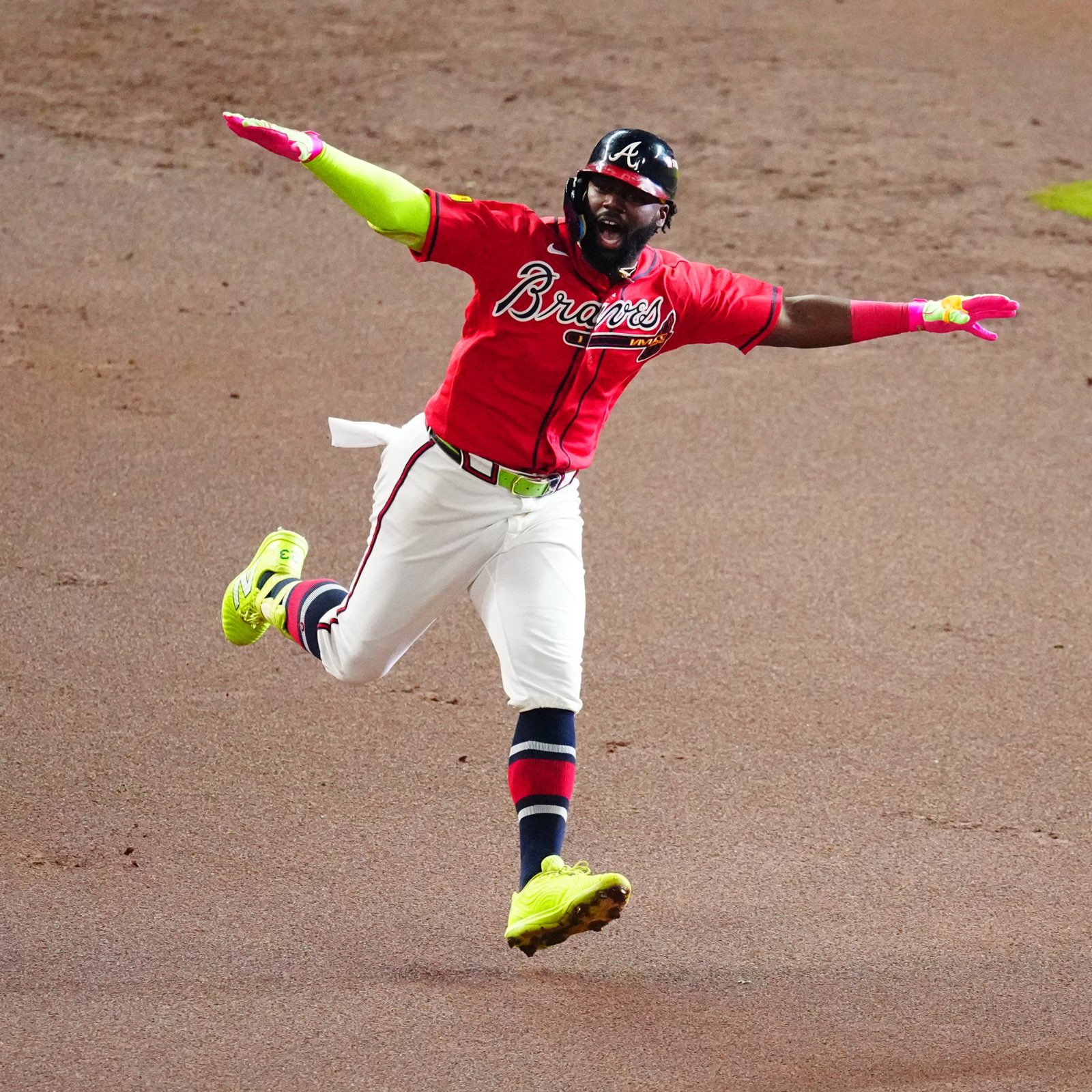 Michael Harris II celebra en el recorrido de las bases. Foto: Atlanta Braves.