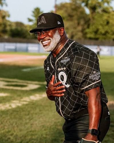 Eric Young Sr., mánager de las Los Angeles Queens. Foto: WPBL.